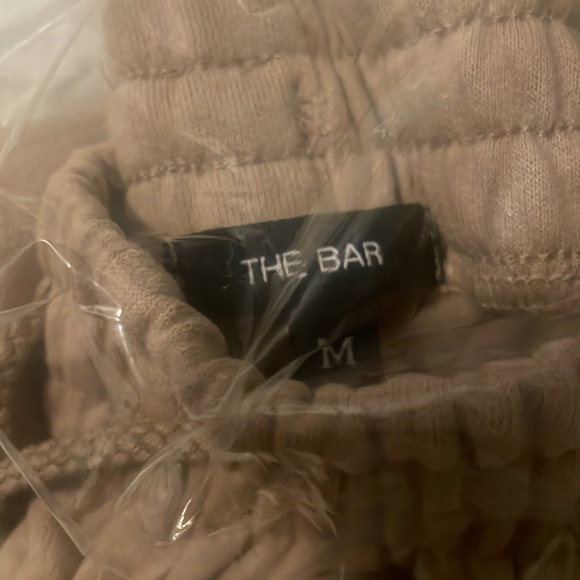 *SOLD*✨NEW!✨The Bar Varsity Sweatpants in Chocolate Chip - Picture 10 of 11